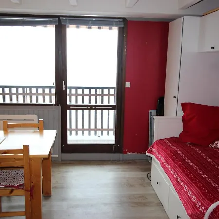 Studio Chamrousse, 1 Piece, 4 Personnes - Fr-1-340-198 아파트 *